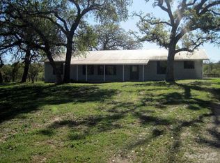6637 Hickory Forrest Dr, Seguin, TX 78155