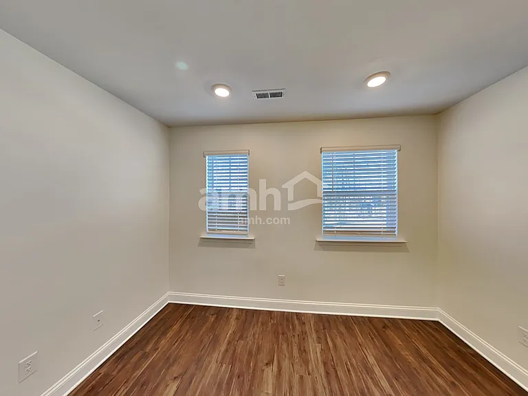 578 Rivermist Dr — Photo 8
