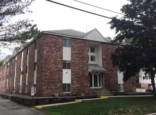212 Fisher St APT A1, North Attleboro, MA 02760