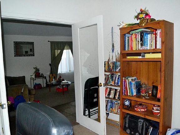 5th image of 8023 S 51st Dr