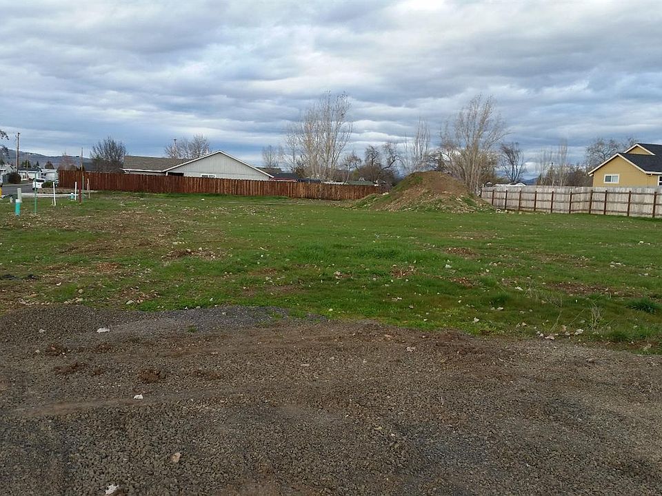 2nd image of 3701 Antelope Rd