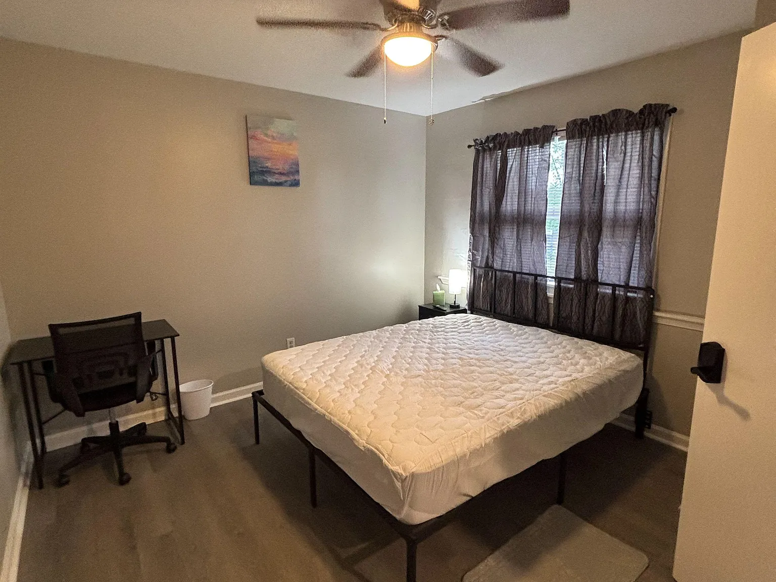 4 bed, 2.0 bath, 1500 sqft, $936 — Photo 2