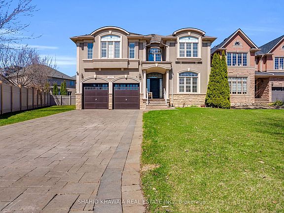 2nd image of 2522 Lyndhurst Dr