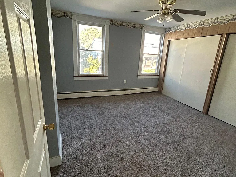 640 Columbia Ave — Photo 5