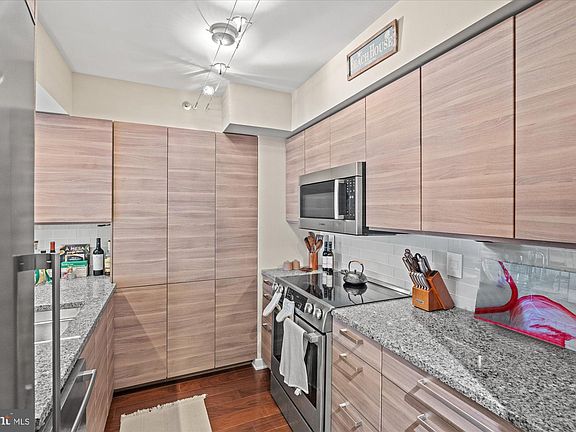 5th image of 1200 Braddock Pl APT 308