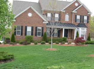 2909 Mount Isle Harbor Dr, Charlotte, NC 28214