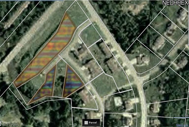 2nd image of Pebble Creek Ct