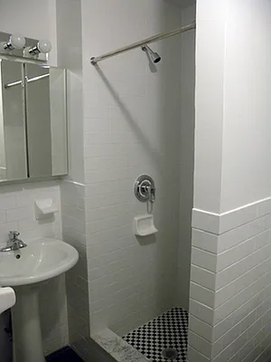 Rented by Gallery Real Estate Group, LLC | media 26