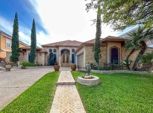 6610 Grande Bay Dr, Laredo, TX 78041
