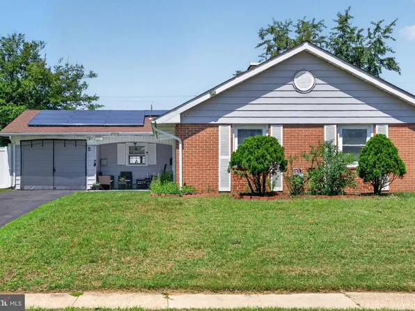 5 Babcock Ln, Willingboro, NJ 08046