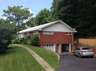 79 Spring St, Canton, NC 28716