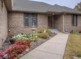 2707 N Ozark Ave, Joplin, MO 64801