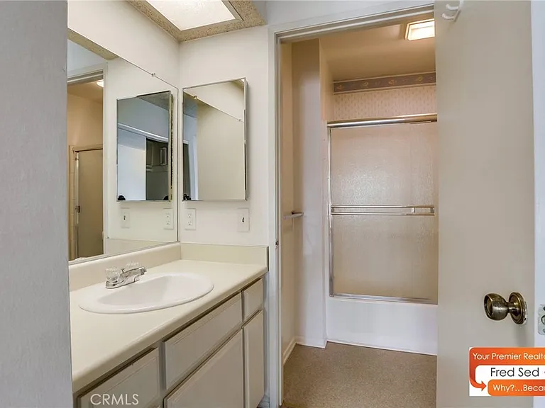 11350 Foothill Blvd — Photo 12