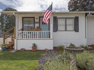 2105 2nd St, Columbia City, OR 97018