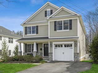 62 Hedges Ave, Chatham, NJ 07928