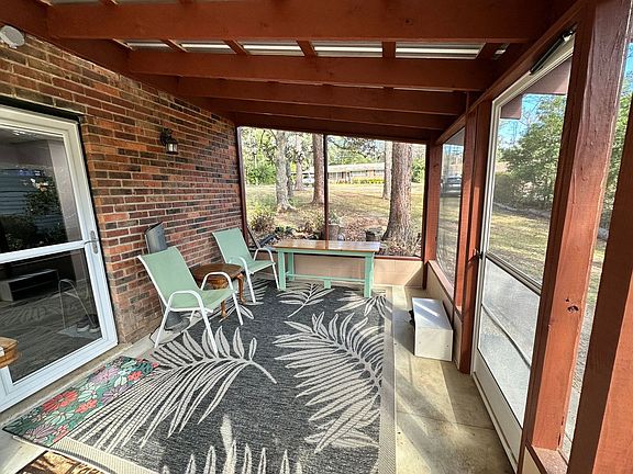 2nd image of 923 Abbiegail Dr #2