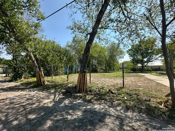 1910 Lennon LOT 3, San Antonio, TX 78223