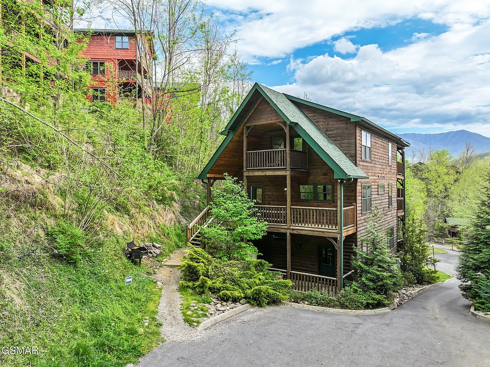 1st image of 714 Mountain Stream Way