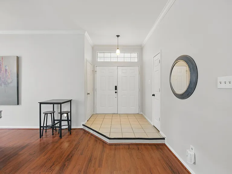 2432 Covington Dr — Photo 48