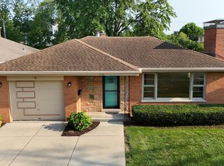 715 Austin Ave, Park Ridge, IL 60068