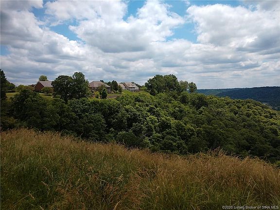 2nd image of 1360 E Scenic View Dr