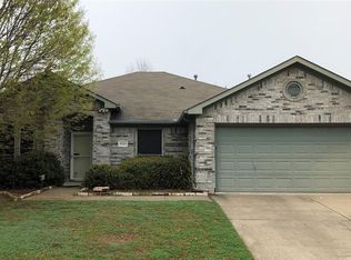 5001 Saddlehorn Dr, Arlington, TX 76017