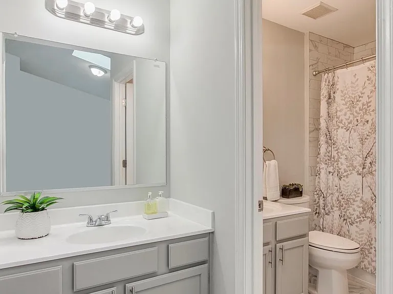 819 Jubal Way — Photo 17