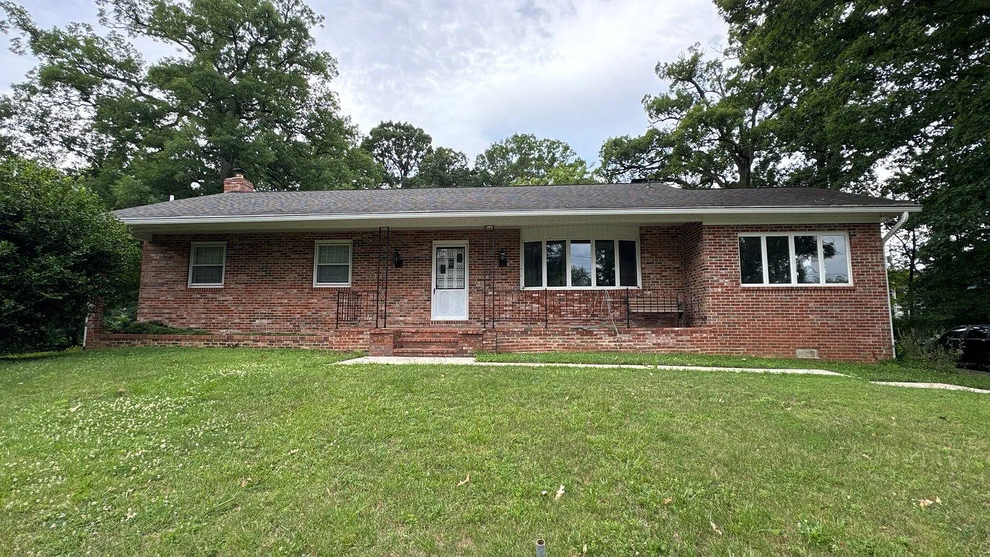 Single Family Home in Ellicott City! — Photo 1