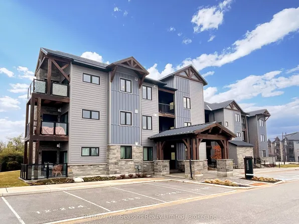 12 Beausoleil Ln #107, The Blue Mountains, ON L9Y 2X5