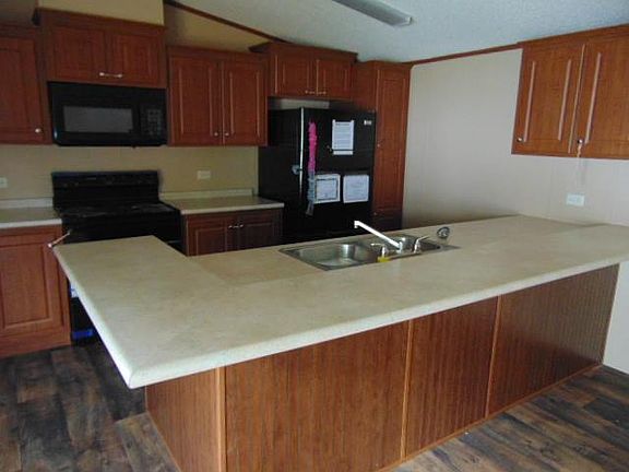 3rd image of 8220 W Us Highway 71 Trlr 435