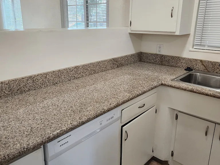 Kitchen with dishwasher