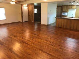 4317 Coughran Rd, Pleasanton, TX 78064