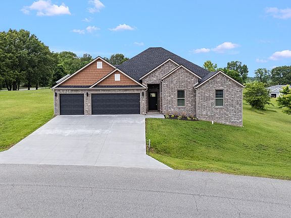 4th image of 301 Blackberry Court Lot #18