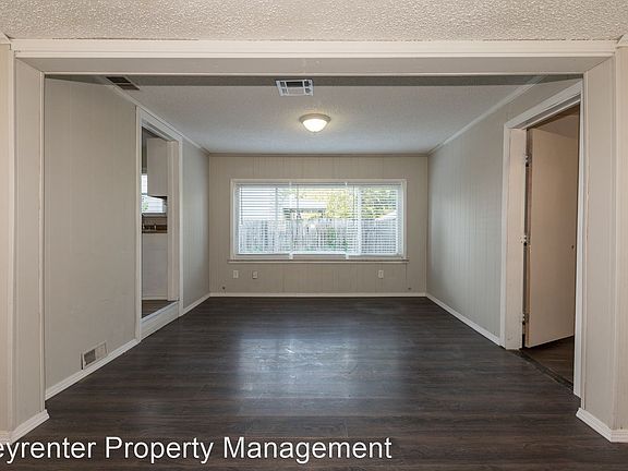 5th image of 4847 S 34th Ave W