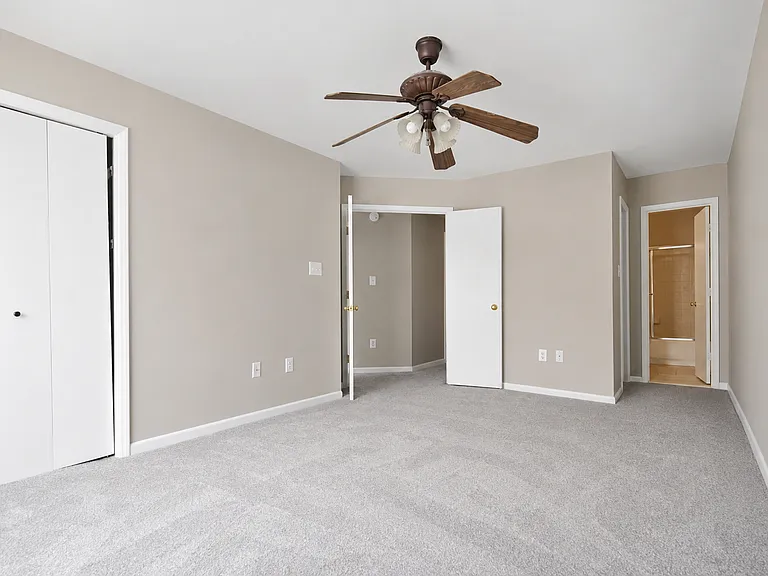 44190 Mossy Brook Sq — Photo 17
