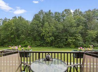 51 Baldwin Ct, Basking Ridge, NJ 07920