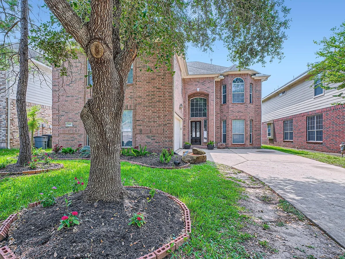 Building Photo - 503 Taskwood Dr