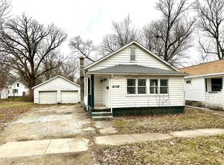 1112 N 8th St, Niles, MI 49120