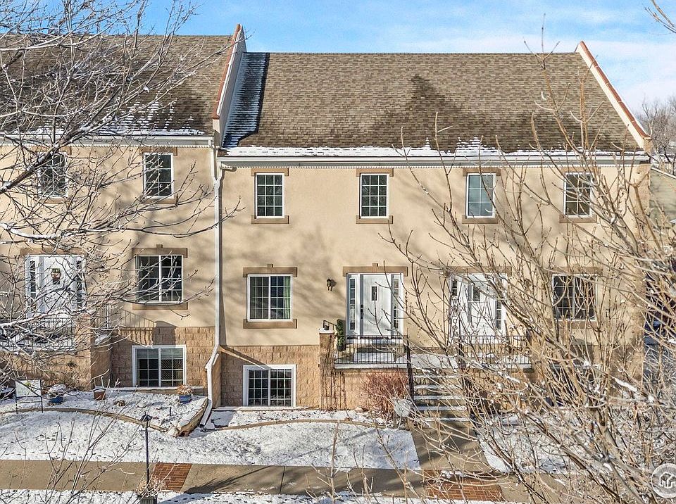 1st image of 465 Saint Charles Pl
