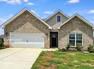 109 Elaina Grey Ct, New Market, AL 35761