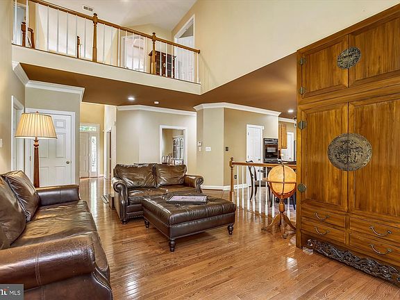 4th image of 7937 Bressingham Dr