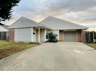 1509 Corbin Dr, Moore, OK 73160