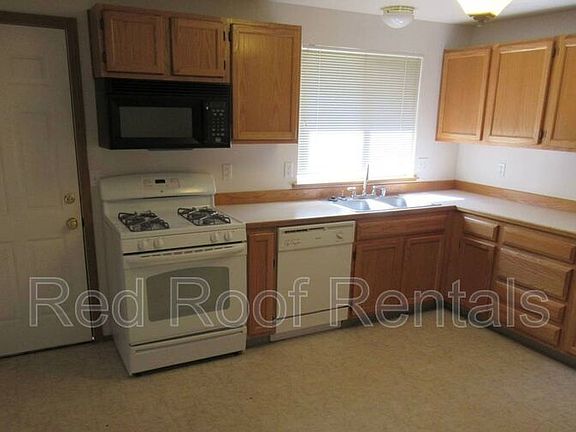 3rd image of 16408 72nd Avenue Ct E