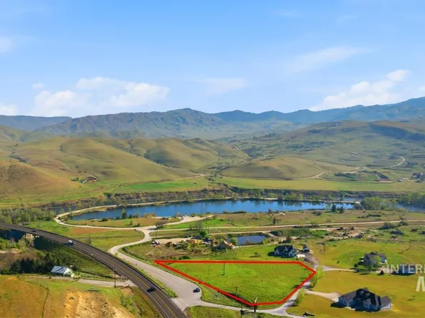 1 Mallard Ln, Horseshoe Bend, ID 83629