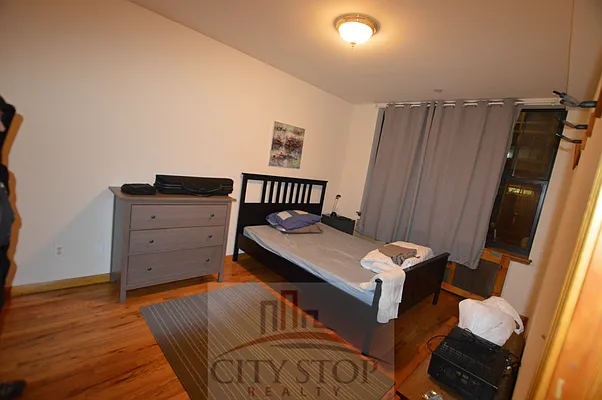 Rented by City Stop Realty | media 31