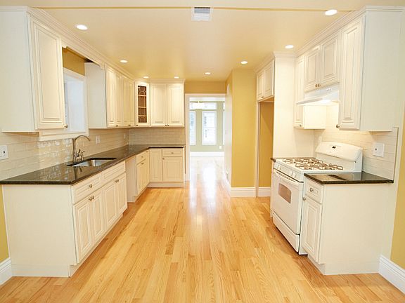 5th image of 4 Parsons Pl