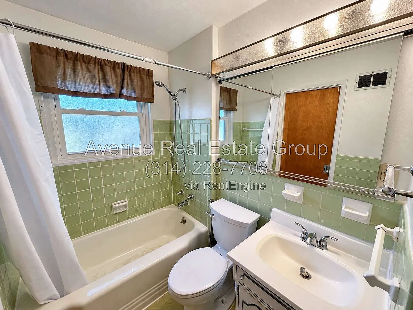 3 bed, 3.0 bath, 1600 sqft, $2,850 — Photo 4