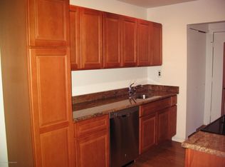 84 Amberly Dr UNIT F, Manalapan, NJ 07726