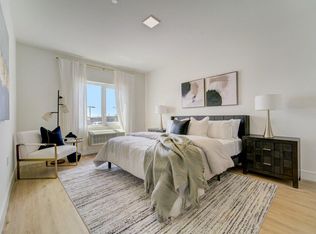 10 Grand Ave #323, Englewood, NJ 07631