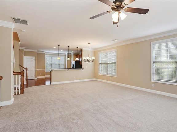 4th image of 5060 Windcrest Ln